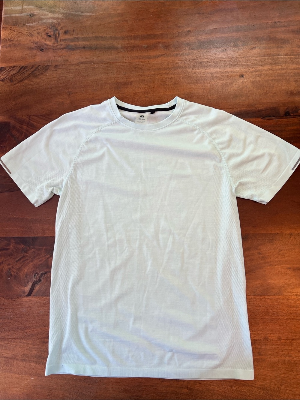 VRST Performance Shirt Mens M Aqua BlueLightweight Breathable Stretch Gym Active